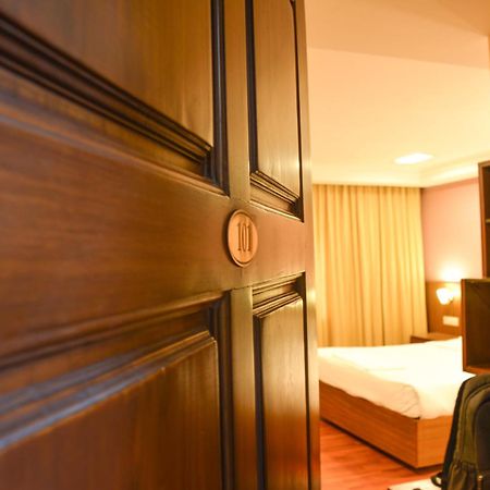 Serene Boutique Hotel Bangalore Ngoại thất bức ảnh