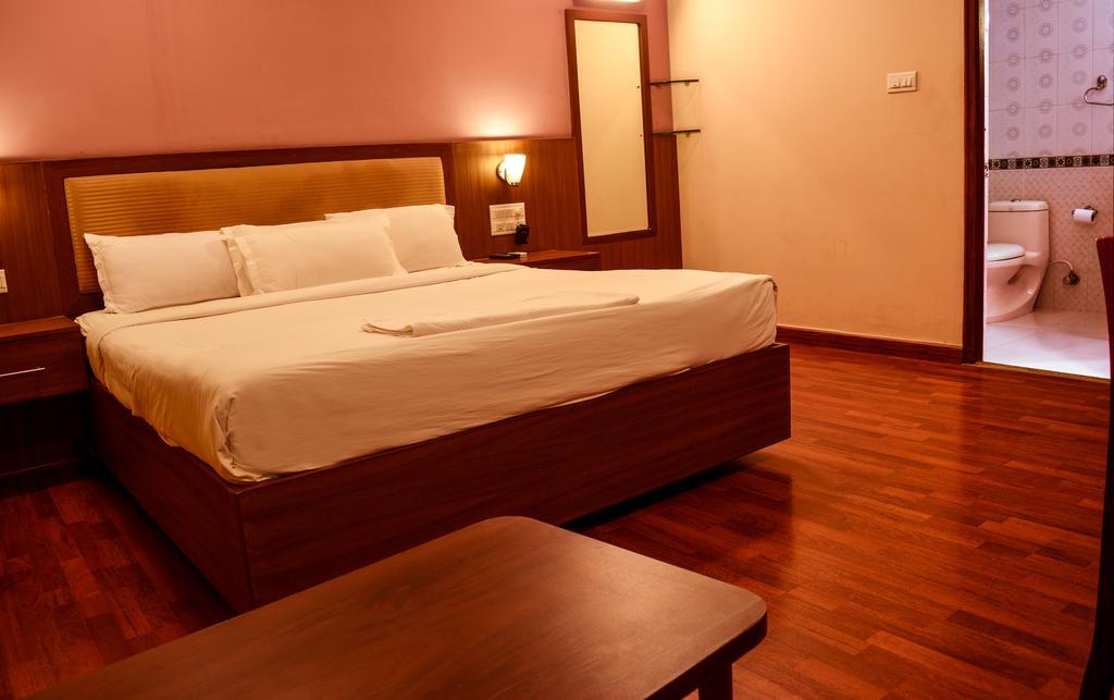 Serene Boutique Hotel Bangalore Ngoại thất bức ảnh