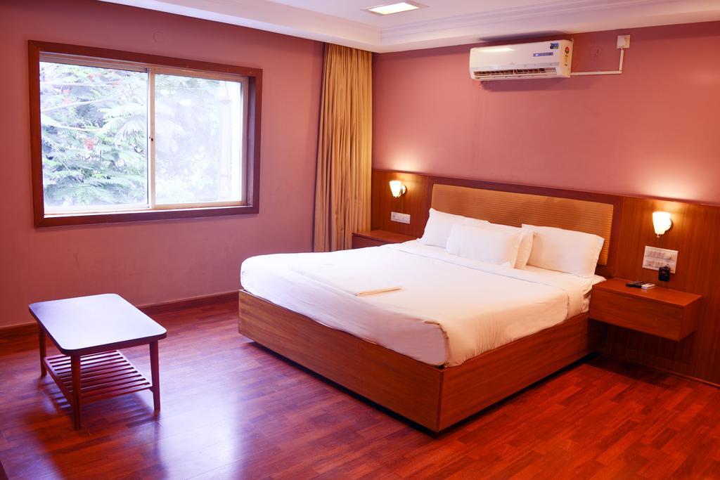 Serene Boutique Hotel Bangalore Ngoại thất bức ảnh
