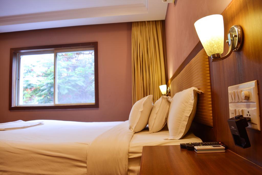 Serene Boutique Hotel Bangalore Ngoại thất bức ảnh