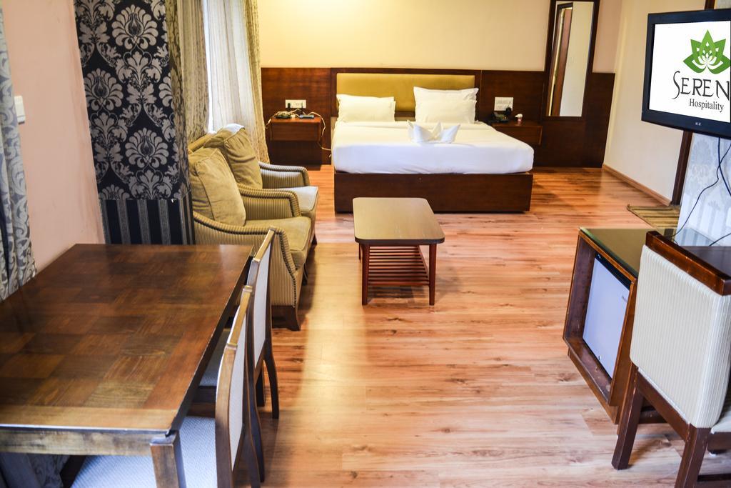 Serene Boutique Hotel Bangalore Ngoại thất bức ảnh